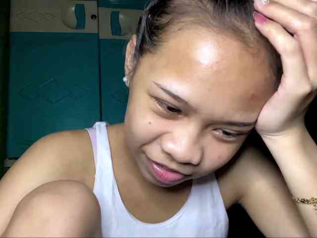 MaricelaGoldfuss webcam