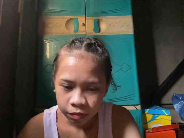 MaricelaGoldfuss webcam
