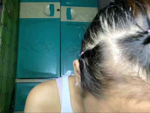 MaricelaGoldfuss webcam