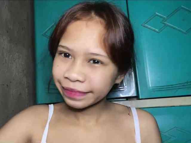 MaricelaGoldfuss webcam