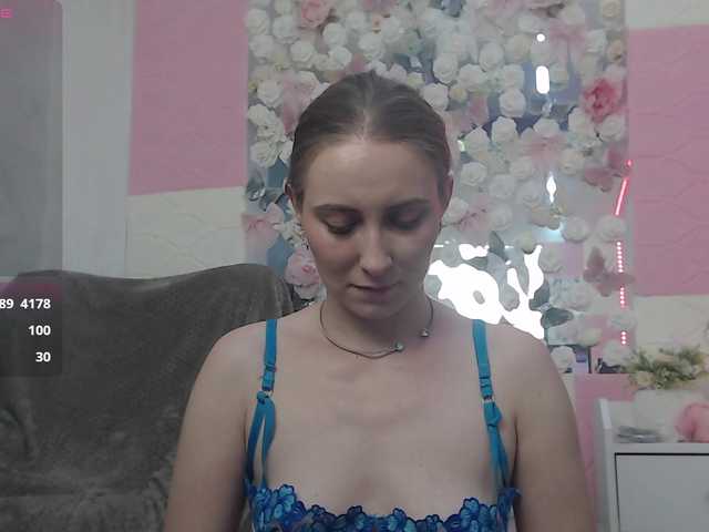 Ember-Luna live cam on BongaCams