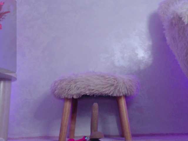 Ember-Luna live webcam show