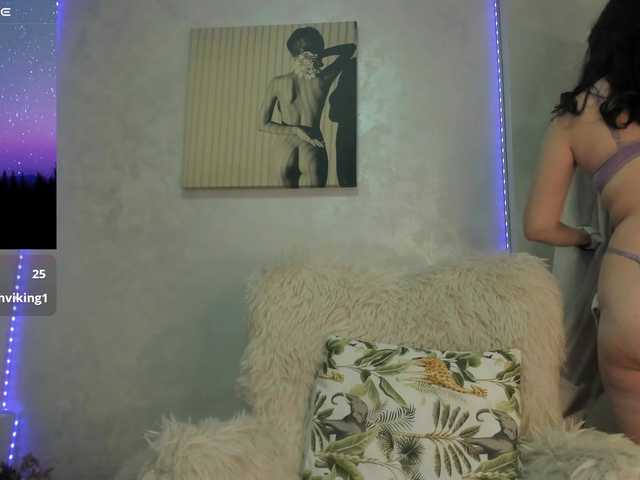 Ember-Luna live cam on BongaCams