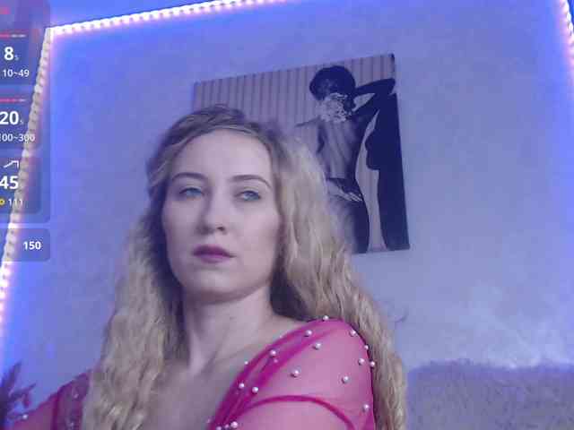 Ember-Luna webcam