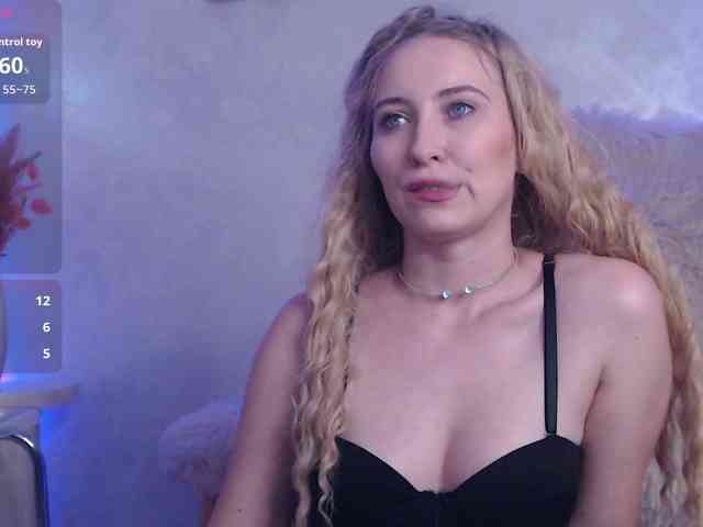 Ember-Luna webcam