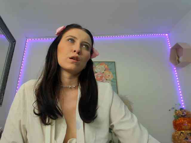 Ember-Luna webcam