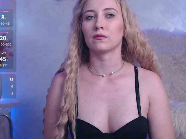 Ember-Luna webcam