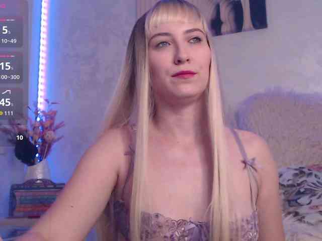 Ember-Luna webcam