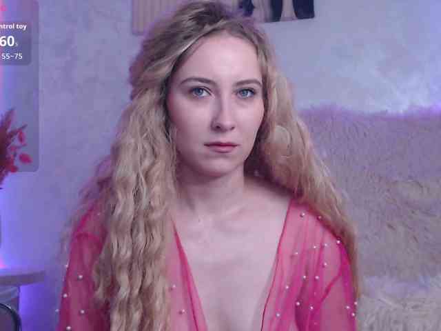 Ember-Luna webcam
