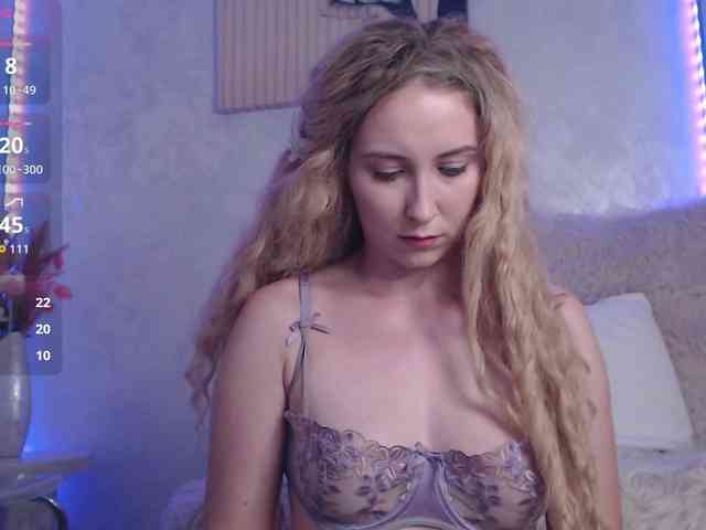 Ember-Luna webcam