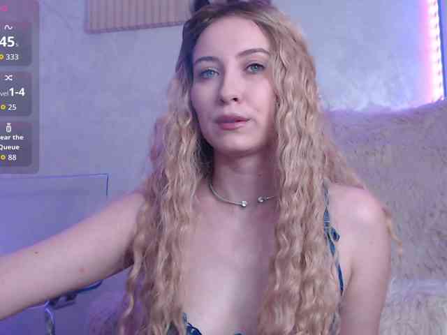 Ember-Luna webcam