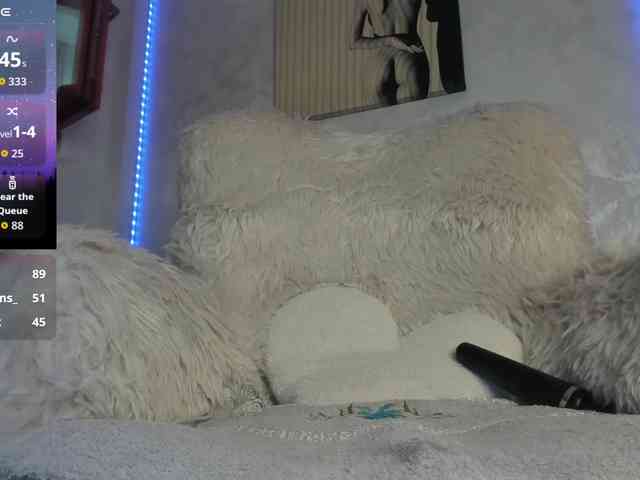 Ember-Luna webcam