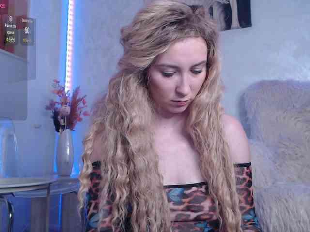 Ember-Luna webcam