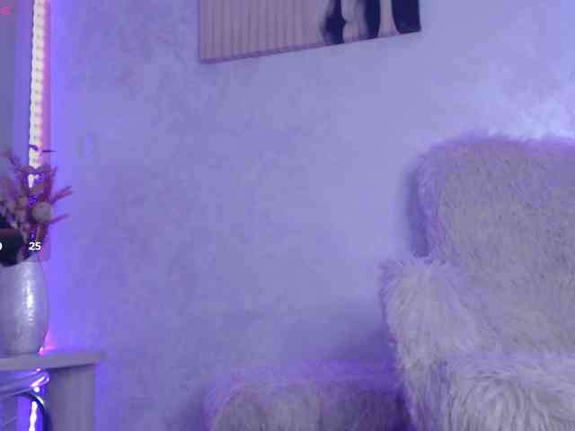 Ember-Luna webcam