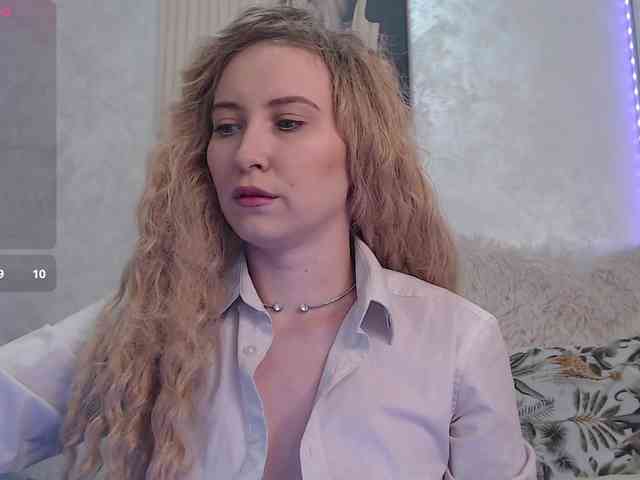 Ember-Luna webcam