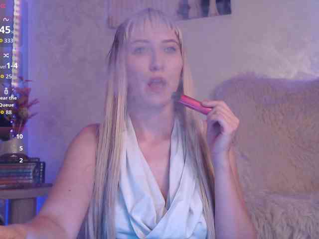 Ember-Luna webcam