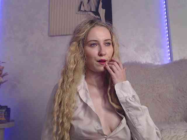 Ember-Luna webcam