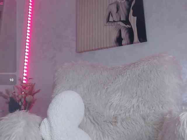 Ember-Luna webcam