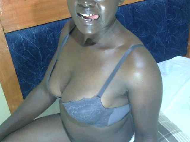 Leilalessie webcam