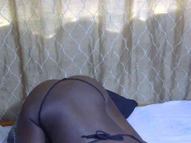 Leilalessie webcam