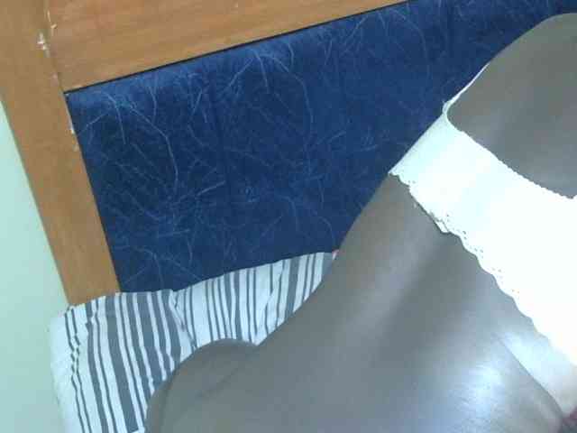 Leilalessie webcam