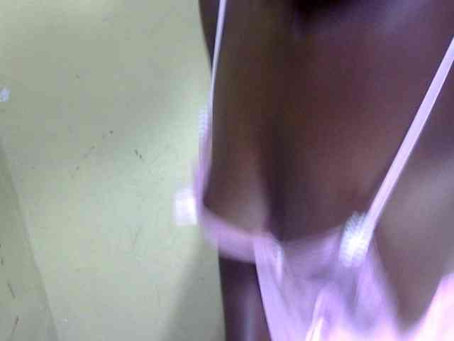 Leilalessie webcam