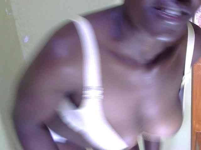 Leilalessie webcam