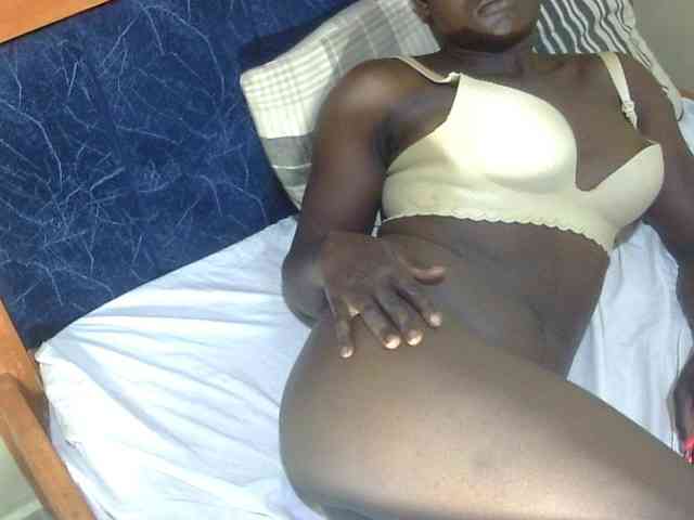 Leilalessie webcam
