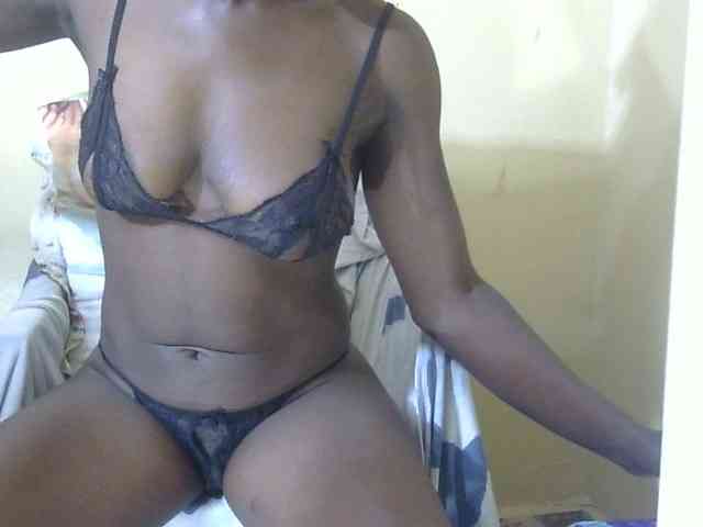 Leilalessie webcam