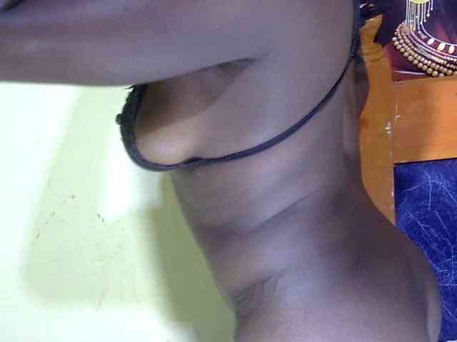 Leilalessie webcam