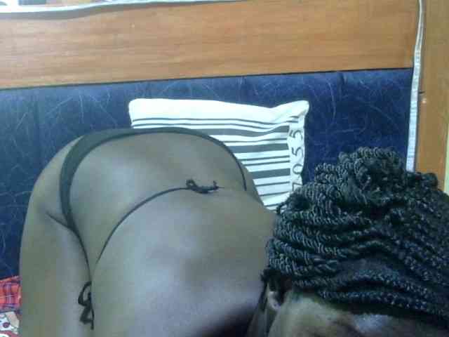 Leilalessie webcam