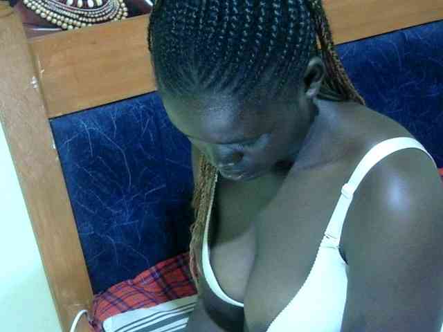 Leilalessie webcam