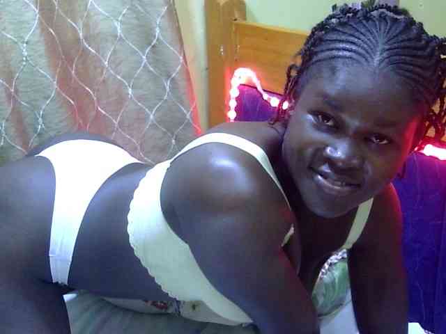 Leilalessie webcam