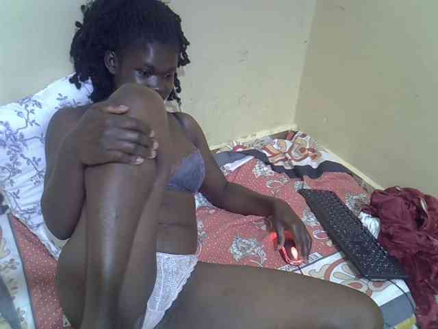 Leilalessie webcam