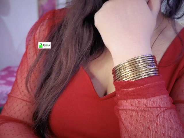 QuestQueen live cam on BongaCams