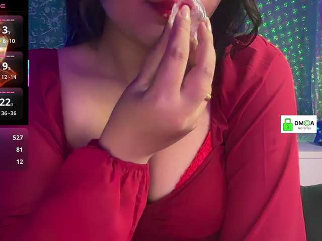 QuestQueen's BongaCams show and profile