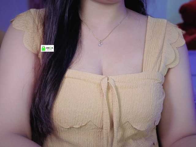 QuestQueen live webcam show