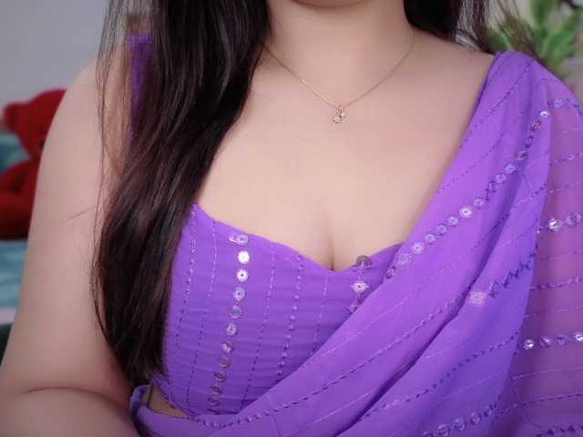 QuestQueen live cam on BongaCams