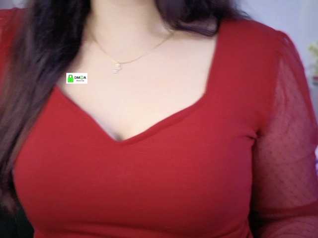 QuestQueen live cam on BongaCams