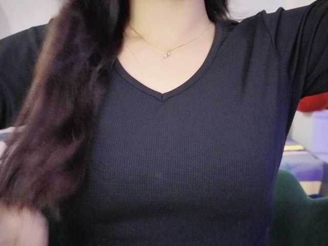 QuestQueen live cam on BongaCams