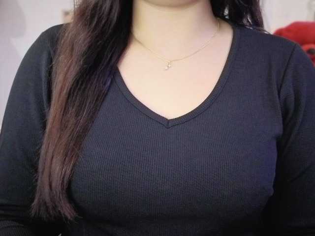 QuestQueen live cam on BongaCams