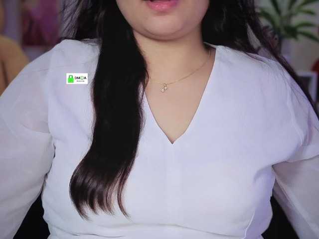 QuestQueen live webcam show