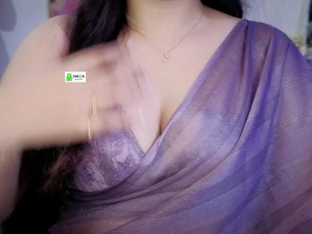 QuestQueen live cam on BongaCams