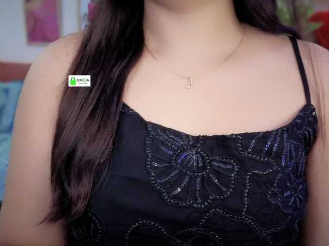 QuestQueen live cam on BongaCams