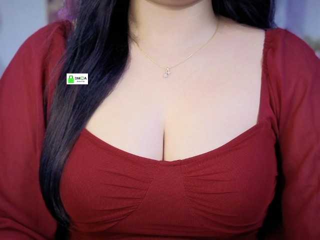 QuestQueen live cam on BongaCams