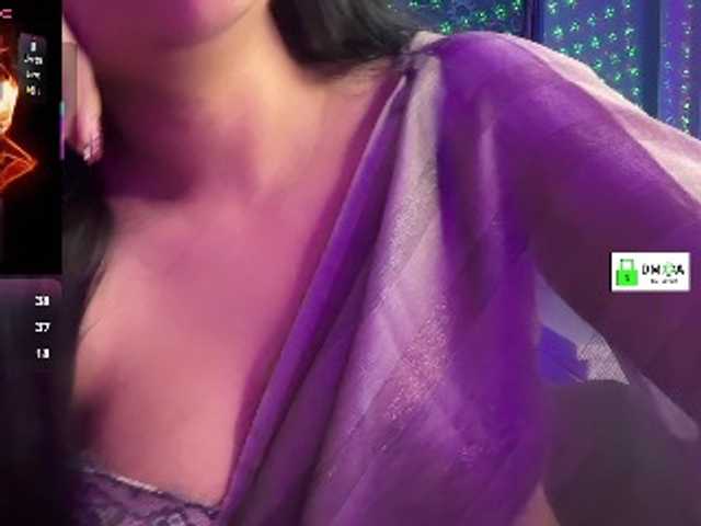 QuestQueen's BongaCams show and profile