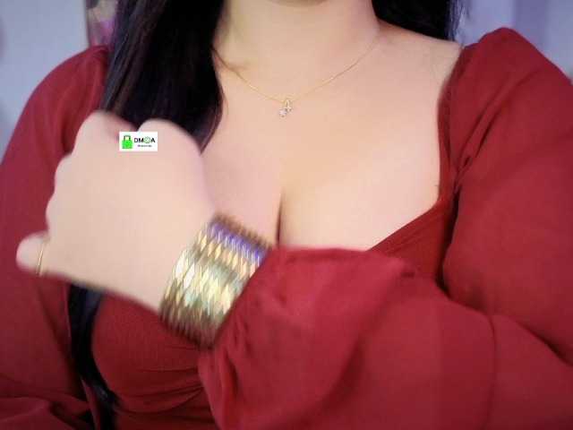 QuestQueen live cam on BongaCams