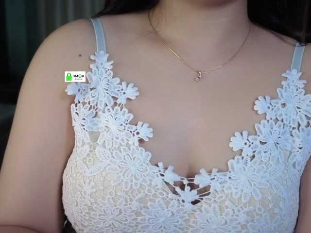 QuestQueen live cam on BongaCams