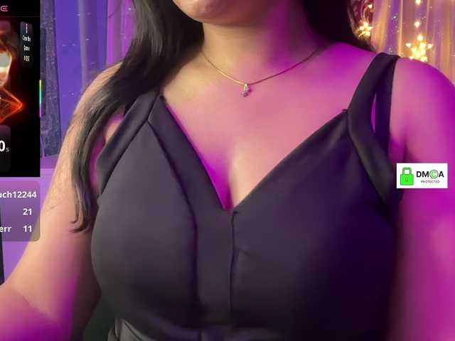 QuestQueen's BongaCams show and profile