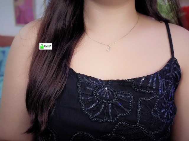 QuestQueen live cam on BongaCams